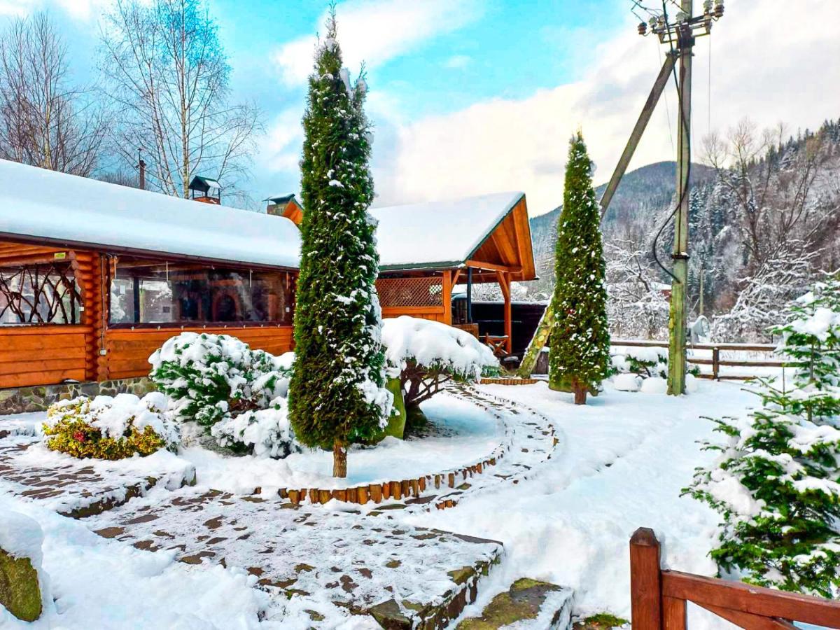 Forest House Tatariw Exterior foto