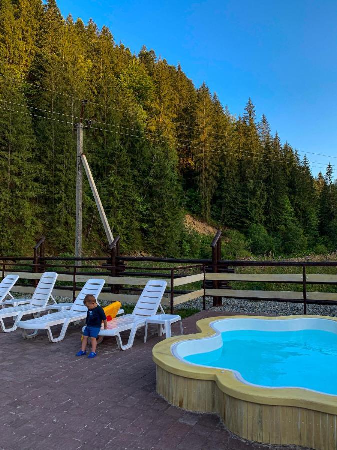 Forest House Tatariw Exterior foto