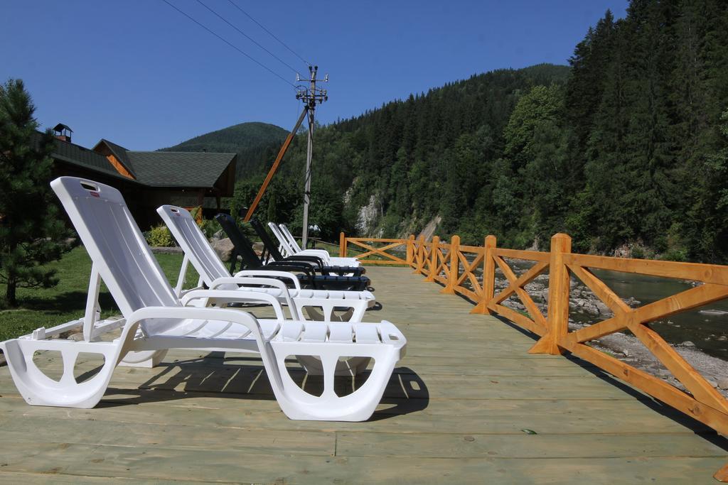 Forest House Tatariw Exterior foto