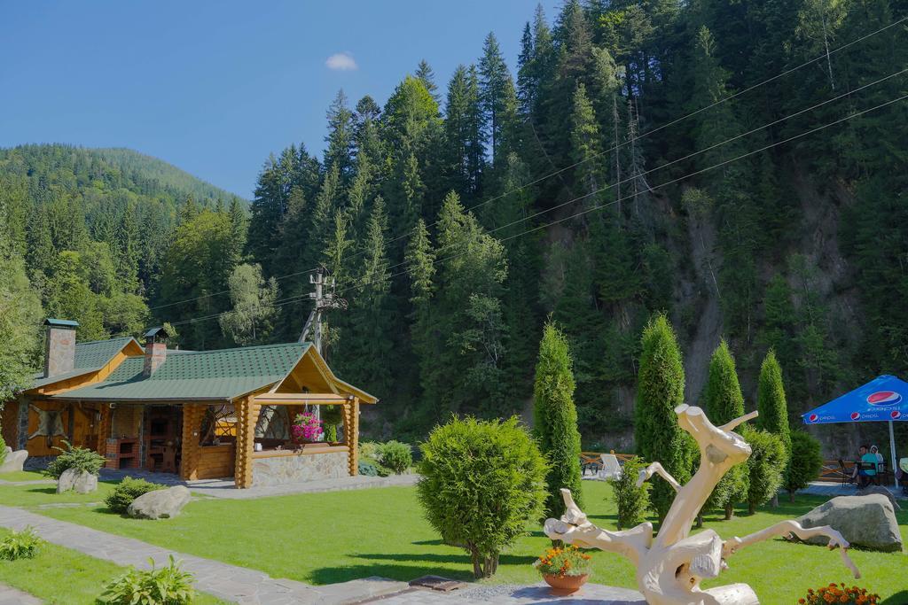 Forest House Tatariw Exterior foto