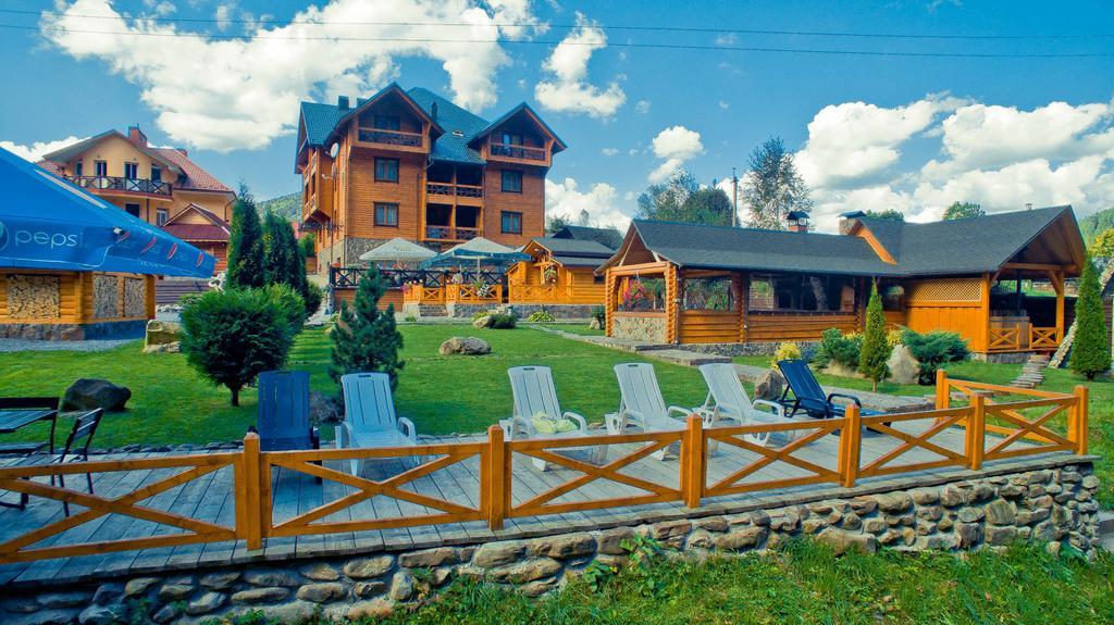 Forest House Tatariw Exterior foto