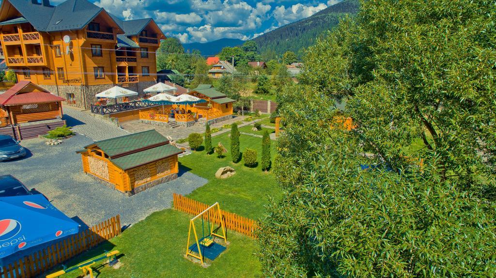 Forest House Tatariw Exterior foto