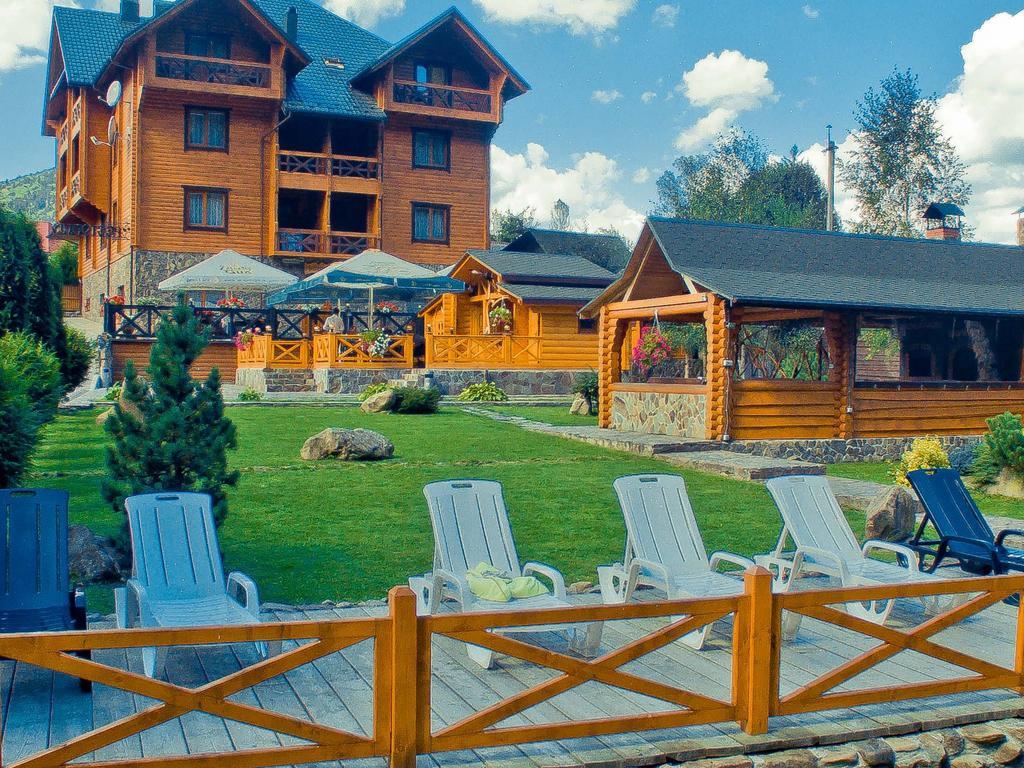 Forest House Tatariw Exterior foto